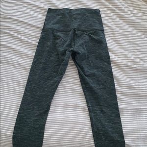 Lululemon size 4 Dark Green 7/8th crop leggings
